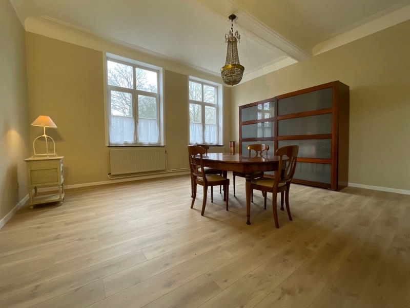 Commerce à à Enghien 7850 595.00€ chambres 40.00m² - Annonce 502837