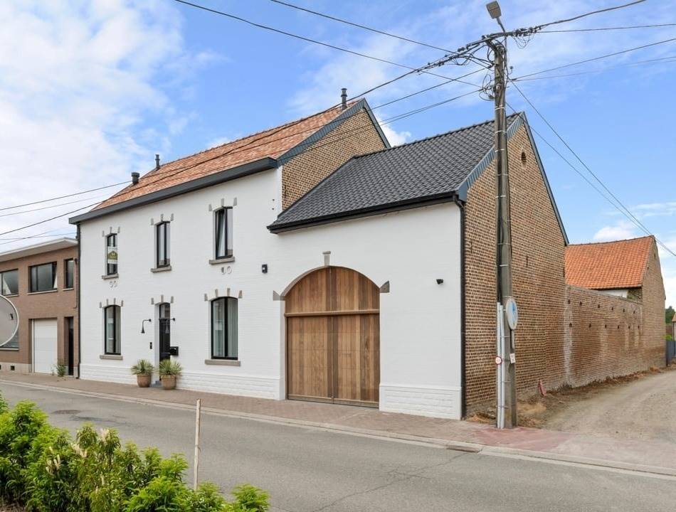 Huis te koop in Zoutleeuw 3440 1350000.00€ 4 slaapkamers 462.00m² - Zoekertje 502176