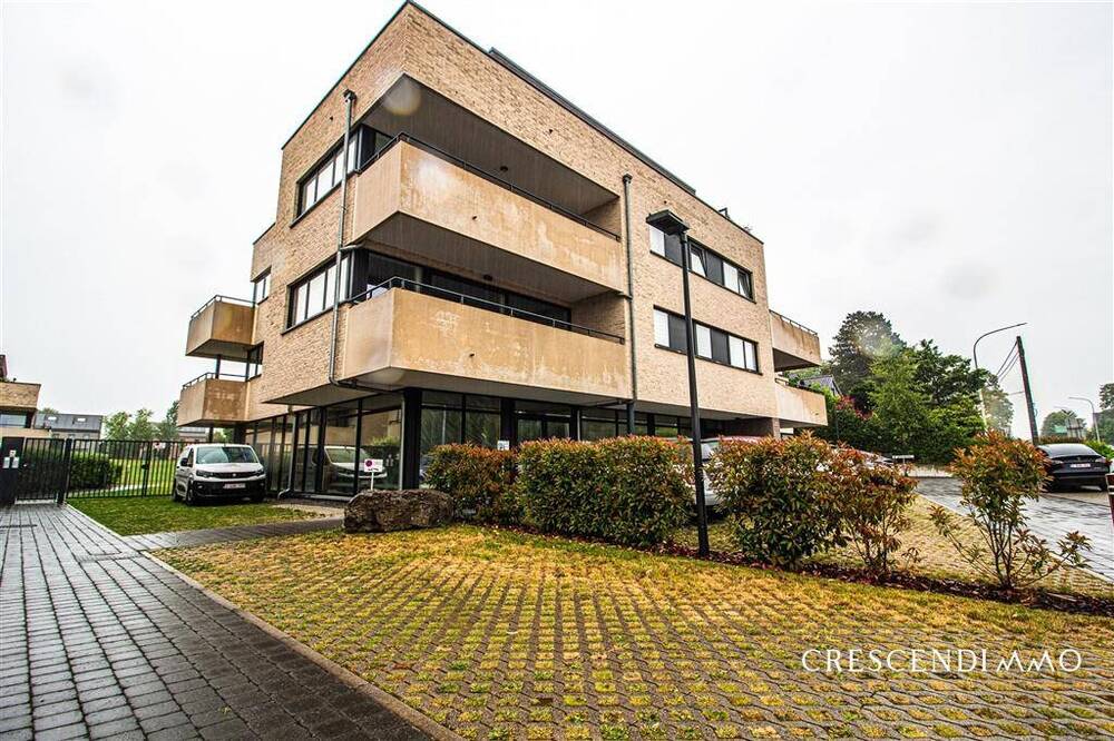 Commerce à louer à Waterloo 1410 3500.00€ chambres 160.00m² - Annonce 502470