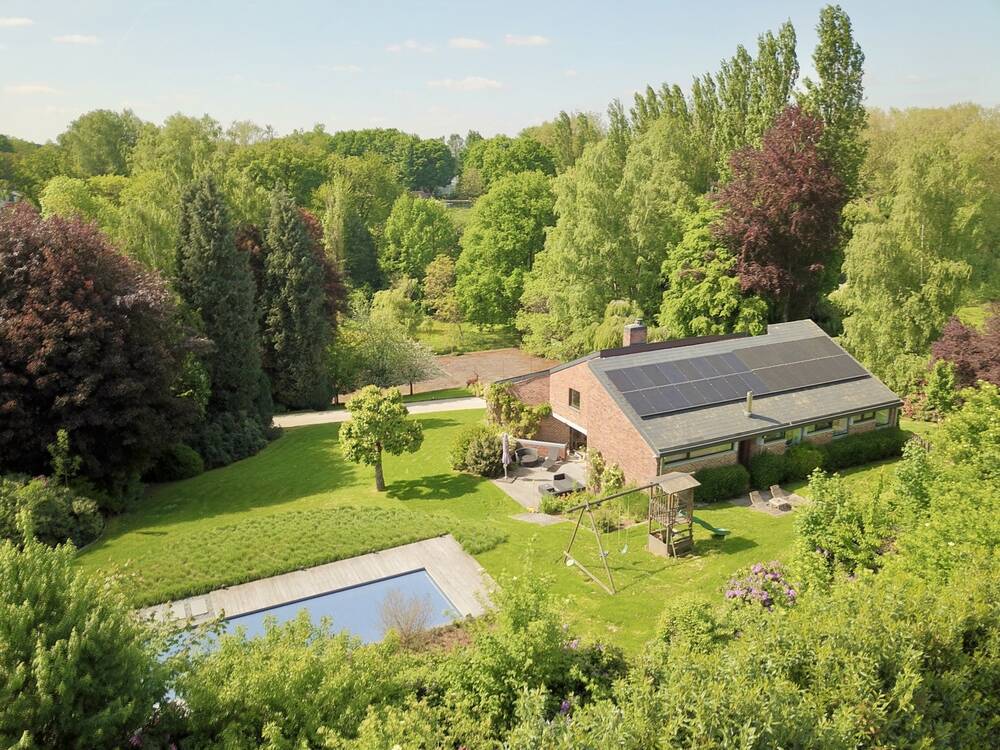 Maison à vendre à Braine-l'Alleud 1420 1095000.00€ 5 chambres 330.00m² - Annonce 502591