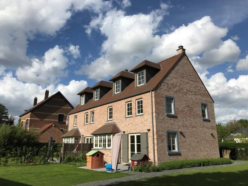 Maison à louer à Rhode-Saint-Genese 1640 2700.00€ 3 chambres 153.00m² - Annonce 502019