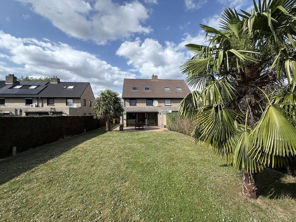 Maison à louer à Sint-Stevens-Woluwe 1932 2500.00€ 3 chambres 210.00m² - Annonce 501081