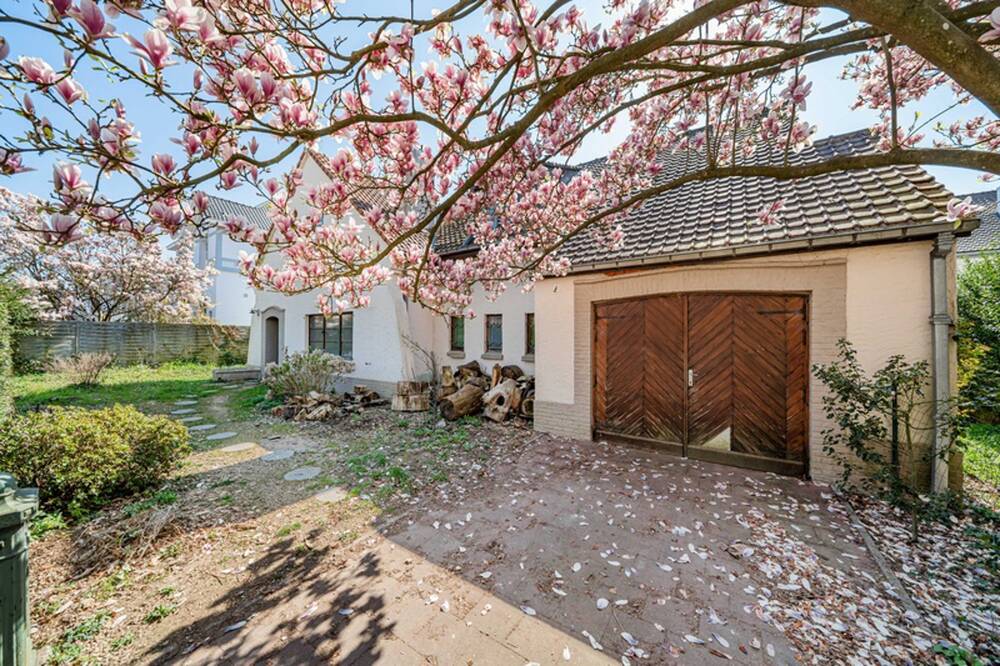 Maison à vendre à Rhode-Saint-Genese 1640 650000.00€ 3 chambres 204.00m² - Annonce 499987