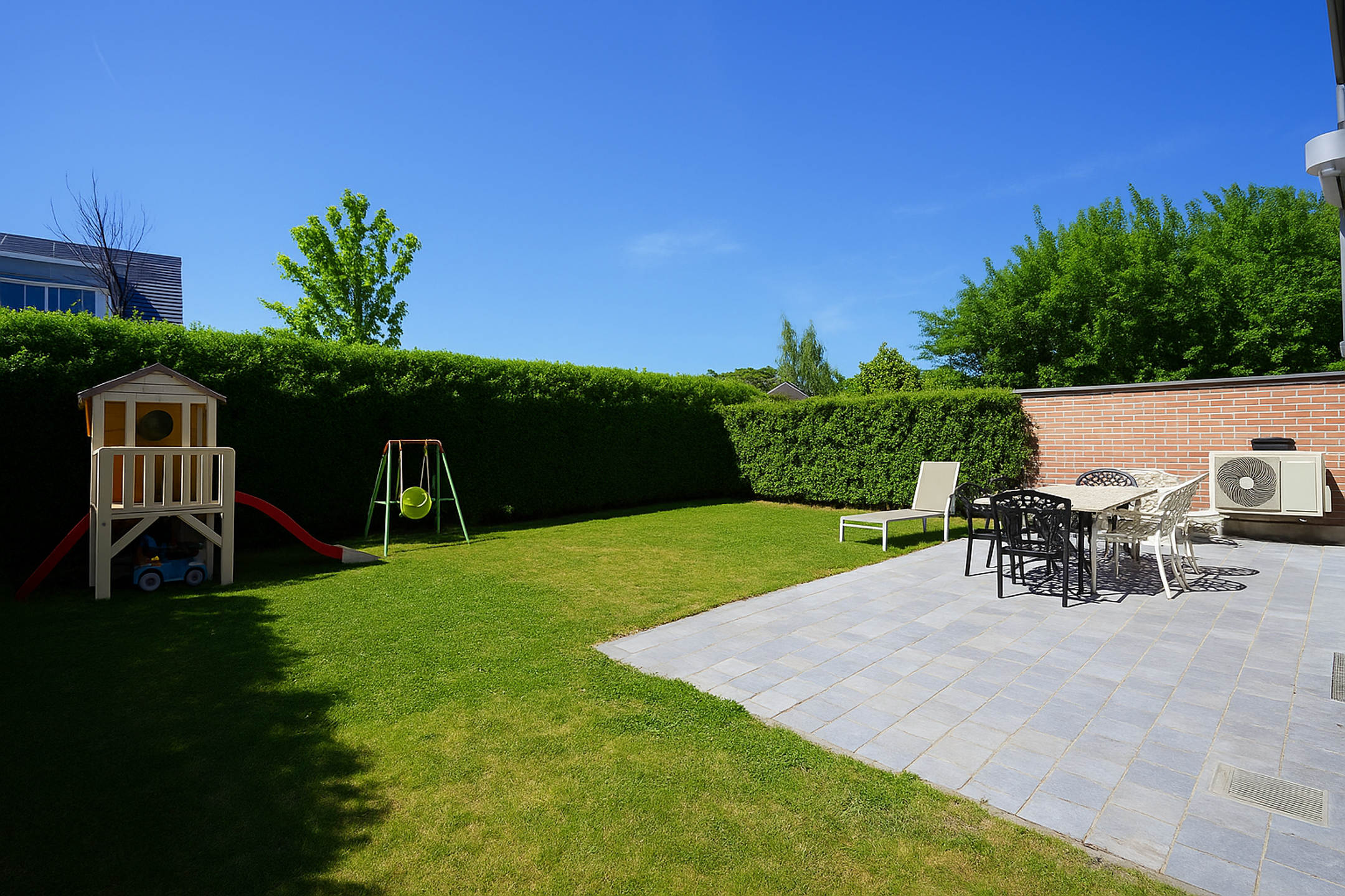 Huis te koop in Wezembeek-Oppem 1970 850000.00€ 4 slaapkamers 213.00m² - Zoekertje 499826