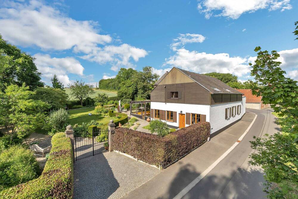 Huis te koop in Herfelingen 1540 659000.00€ 5 slaapkamers 370.00m² - Zoekertje 499530