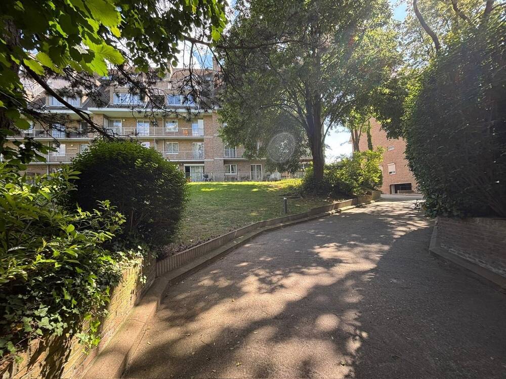 Penthouse à à Uccle 1180 1740.00€ 3 chambres 127.00m² - Annonce 497494