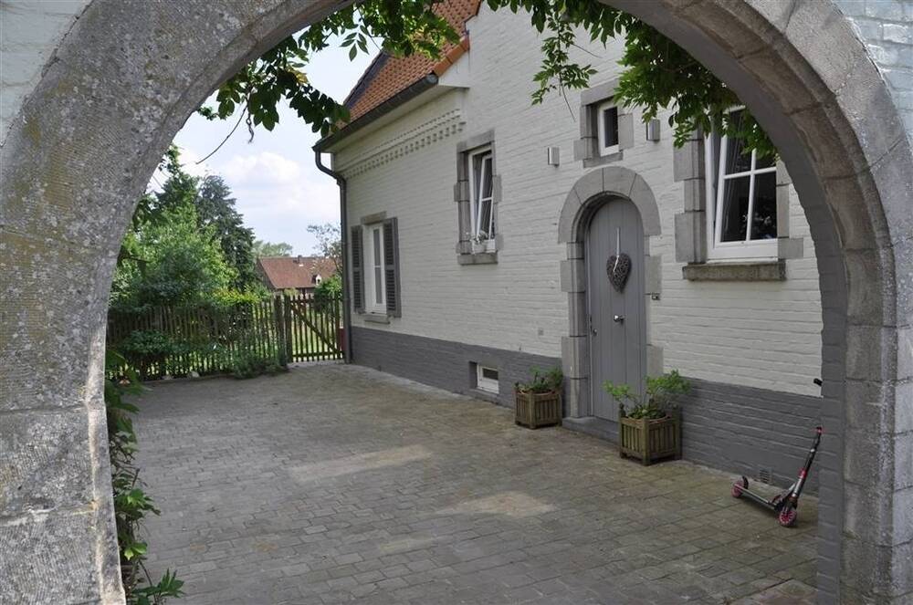 Maison à louer à Overijse 3090 3100.00€ 4 chambres 240.00m² - Annonce 498313