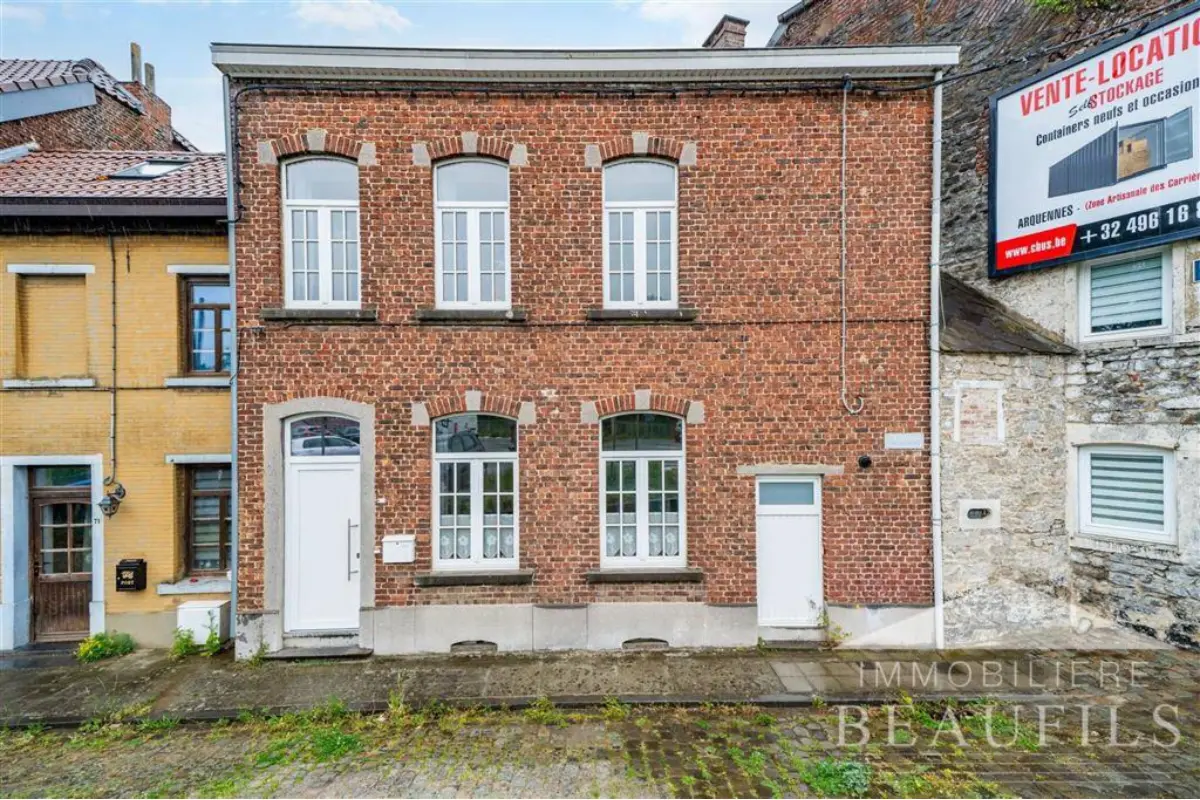 Huis te  koop in Nijvel 1400 310000.00€ 3 slaapkamers 140.00m² - Zoekertje 496480