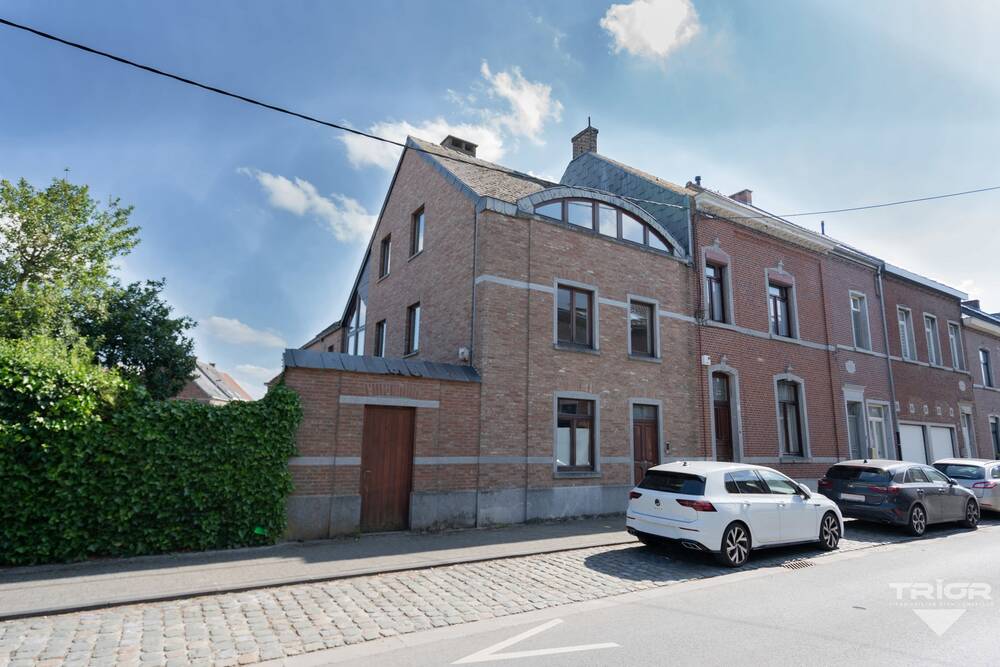 Duplex te in Ecaussinnes 7190 1500.00€ 5 slaapkamers m² - Zoekertje 496255