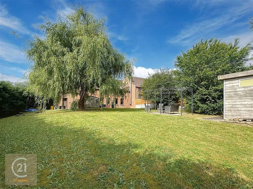 Maison à vendre à Ophain-Bois-Seigneur-Isaac 1421 485000.00€ 3 chambres 160.00m² - Annonce 494715