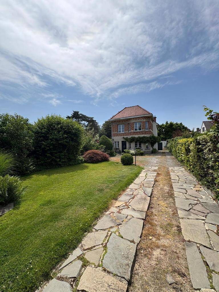 Huis te koop in Zellik 1731 649000.00€ 4 slaapkamers 309.00m² - Zoekertje 494929