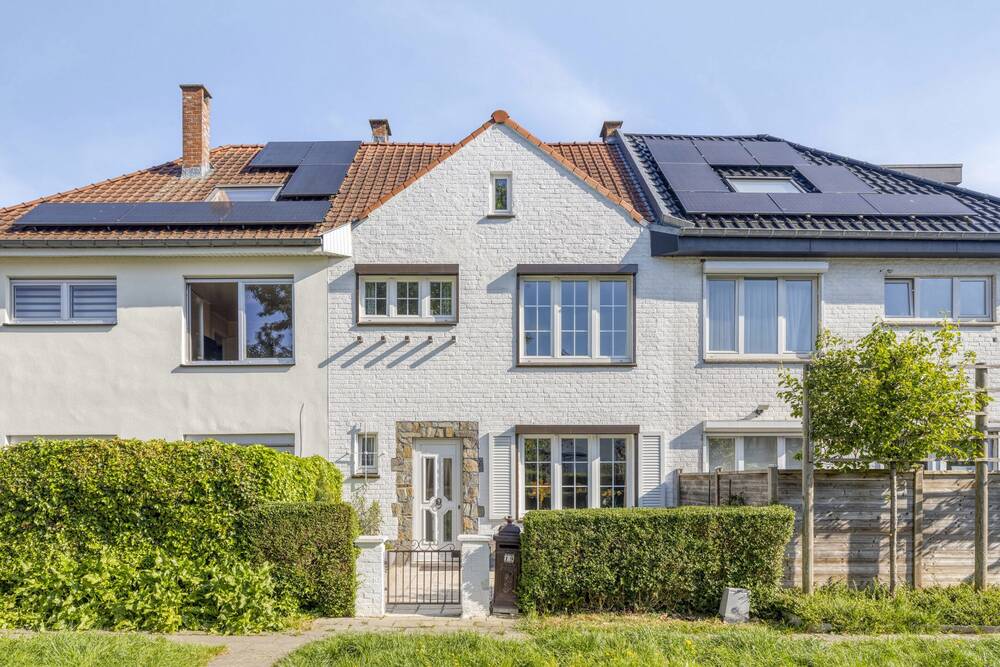 Huis te koop in Groot-Bijgaarden 1702 345000.00€ 4 slaapkamers 180.00m² - Zoekertje 494898