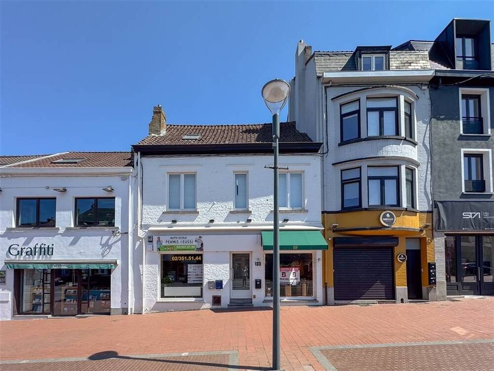 Commerce à louer à Waterloo 1410 2000.00€ chambres 42.00m² - Annonce 505518