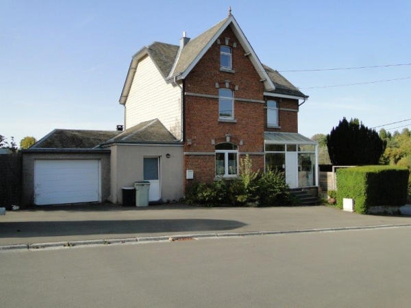 Maison à à Longlier 6840 1050.00€ 3 chambres 225.00m² - Annonce 508662