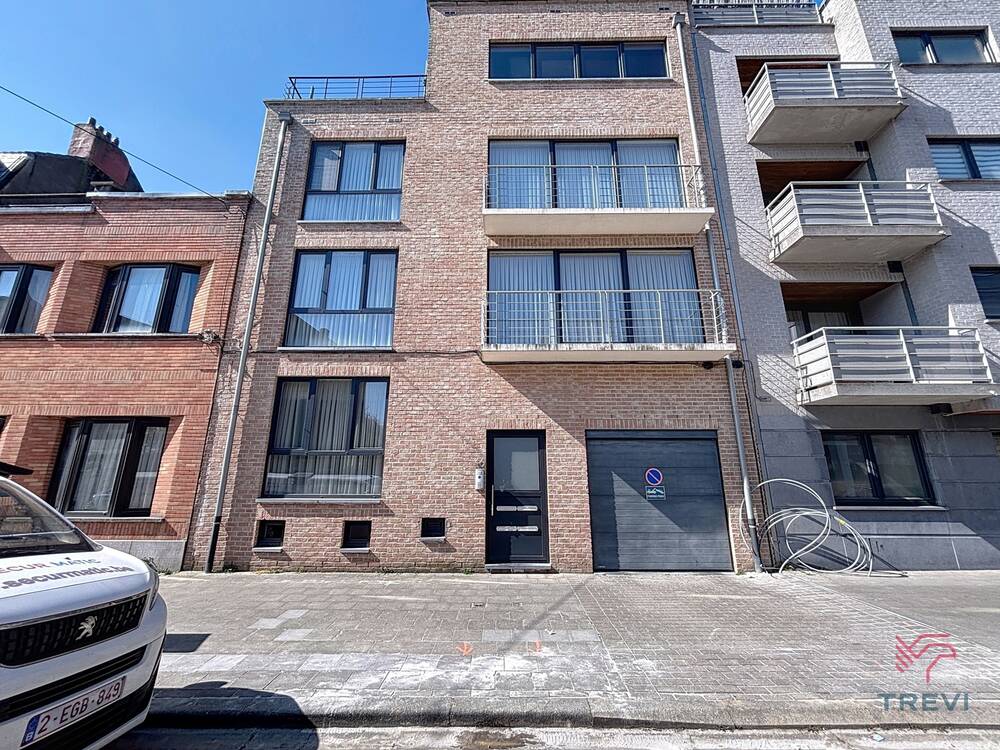 Benedenverdieping te in Sint-Jans-Molenbeek 1080 950.00€ 1 slaapkamers 85.00m² - Zoekertje 508615