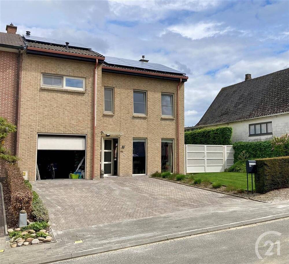 Huis te  koop in Dilbeek 1700 450000.00€ 3 slaapkamers 150.00m² - Zoekertje 509621