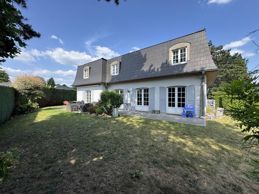 Villa te huur in Waterloo 1410 3700.00€ 5 slaapkamers 325.00m² - Zoekertje 510828