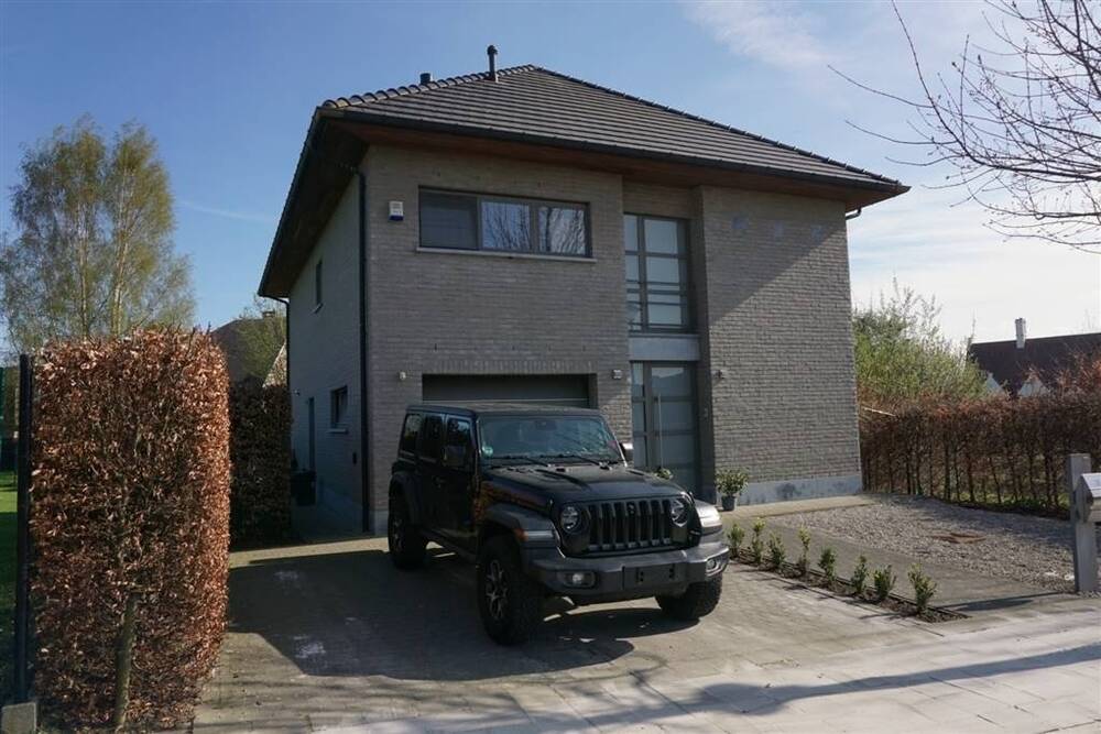Villa à à Sterrebeek 1933 3100.00€ 6 chambres 250.00m² - Annonce 510844