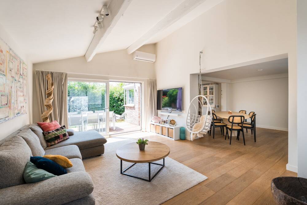 Huis te koop in Sint-Genesius-Rode 1640 560000.00€ 3 slaapkamers 160.00m² - Zoekertje 511876