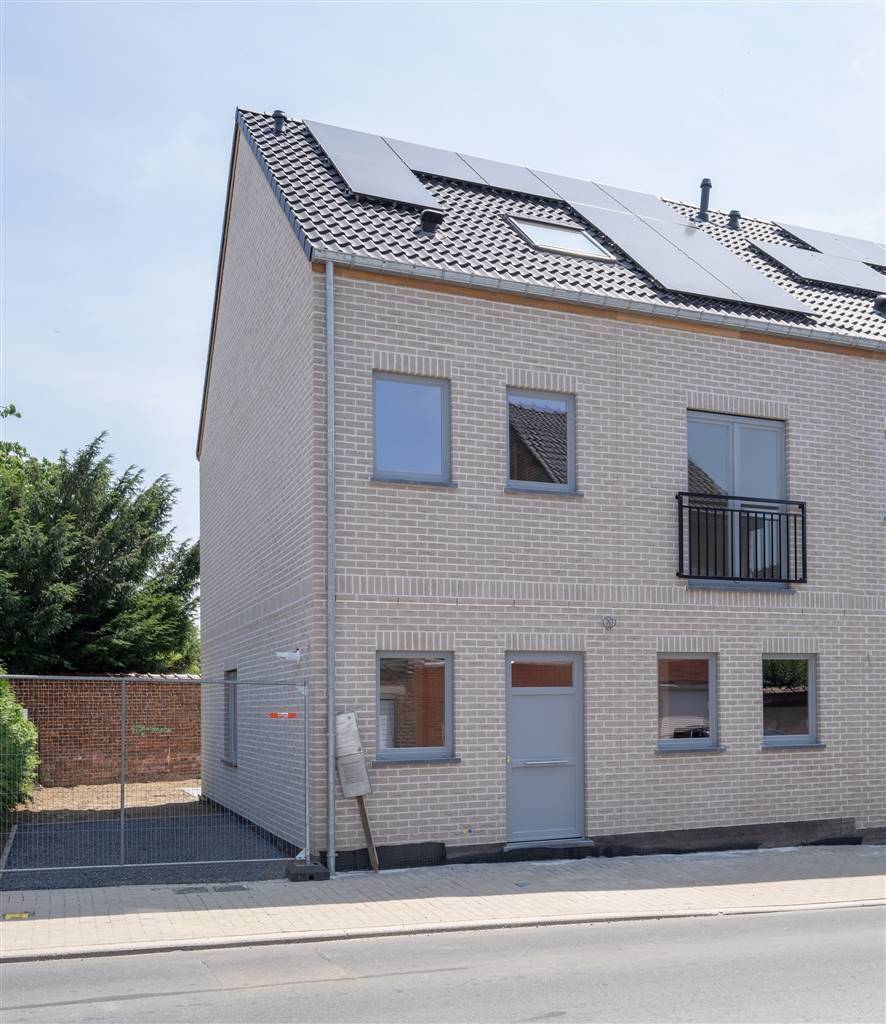 Huis te  koop in Hal 1500 435000.00€ 4 slaapkamers 171.00m² - Zoekertje 512465