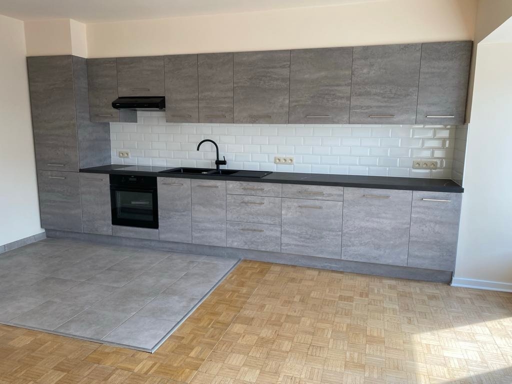 Appartement à louer à Drogenbos 1620 995.00€ chambres m² - Annonce 512919