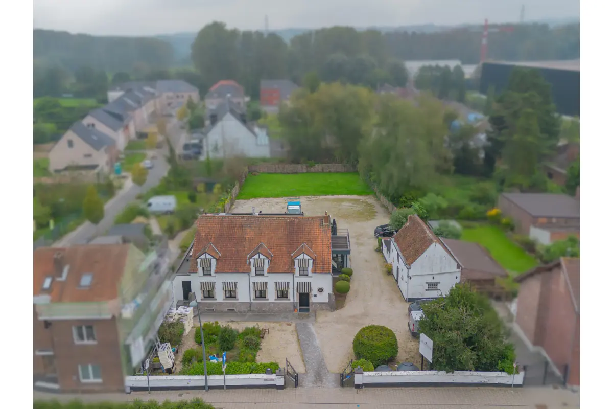 Handelszaak te  koop in Ruisbroek 1601 985000.00€  slaapkamers 385.74m² - Zoekertje 512639