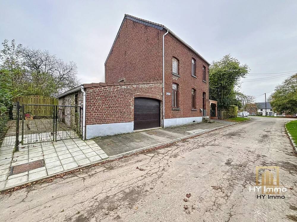 Huis te koop in Genepiën 1470 329000.00€ 3 slaapkamers 140.00m² - Zoekertje 514924