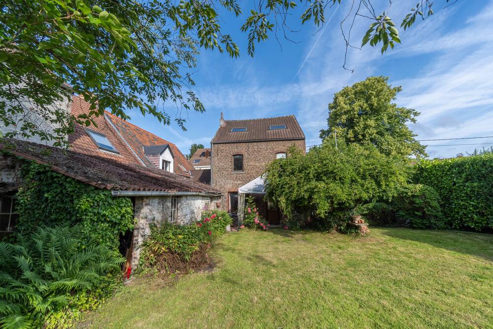 Maison à vendre à Bossut-Gottechain 1390 450000.00€ 3 chambres 250.00m² - Annonce 514945