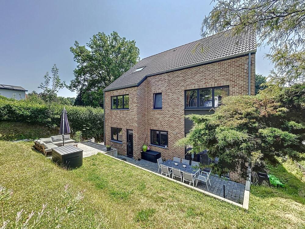 Maison à vendre à Wavre 1300 650000.00€ 6 chambres 285.00m² - Annonce 517939