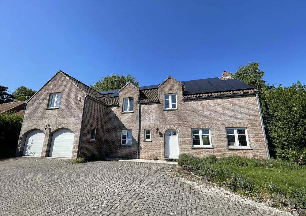 Maison à vendre à Nivelles 1400 650000.00€ 5 chambres 250.00m² - Annonce 517188