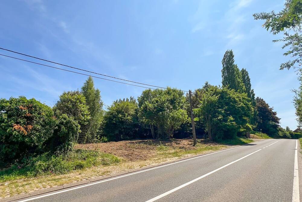 Terrain à vendre à Ways 1474 495000.00€ chambres m² - Annonce 516225