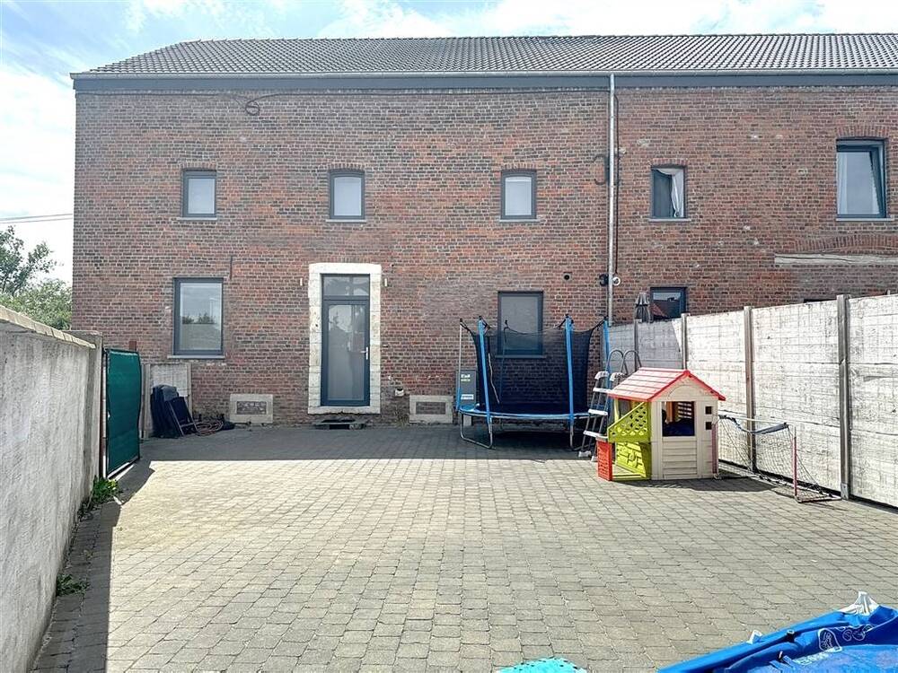 Huis te huur in Geldenaken 1370 1400.00€ 4 slaapkamers 160.00m² - Zoekertje 516100