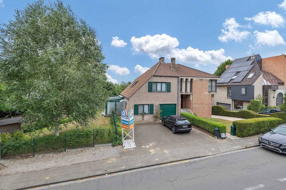Huis te  koop in Dilbeek 1700 475000.00€ 4 slaapkamers 170.00m² - Zoekertje 518996