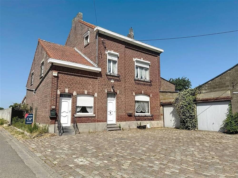 Huis te koop in Piétrain 1370 349000.00€ 5 slaapkamers 220.00m² - Zoekertje 518828