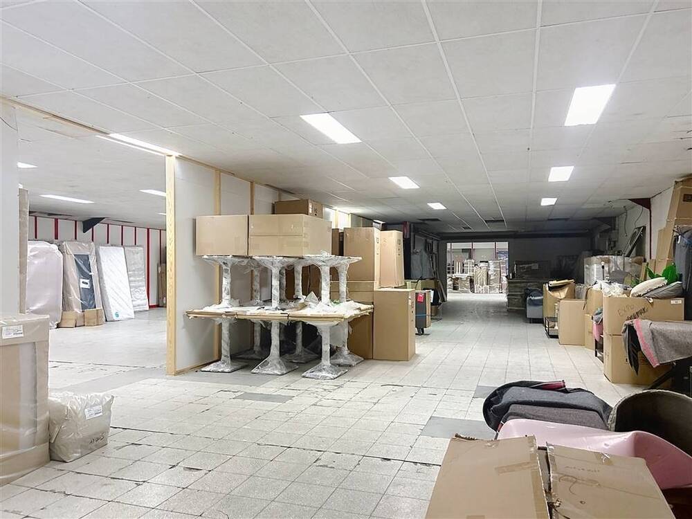 Commerce à louer à Jauche 1350 450.00€ chambres 100.00m² - Annonce 518210