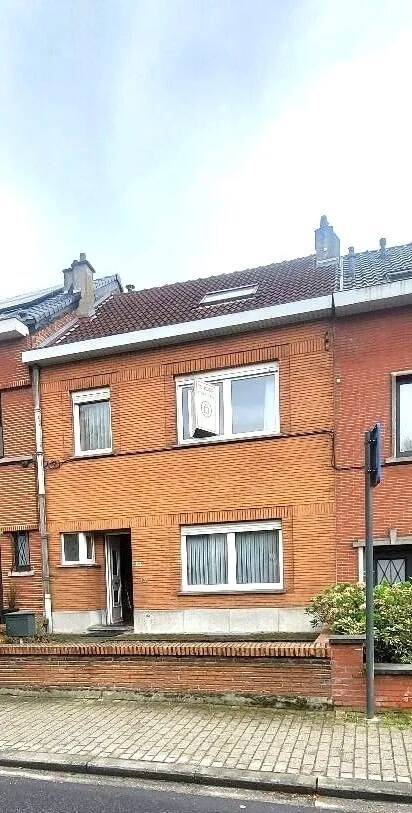 Huis te koop in Strombeek-Bever 1853 425000.00€ 4 slaapkamers 170.00m² - Zoekertje 518586