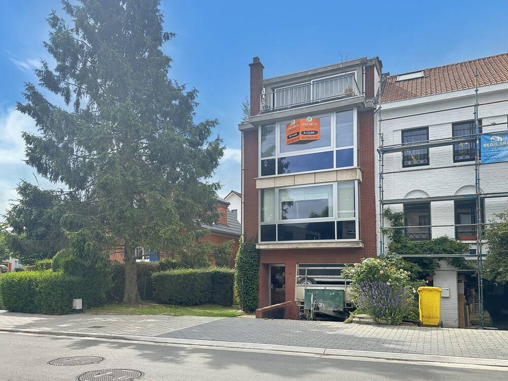 Studio à louer à Kraainem 1950 675.00€  chambres 33.00m² - Annonce 520122