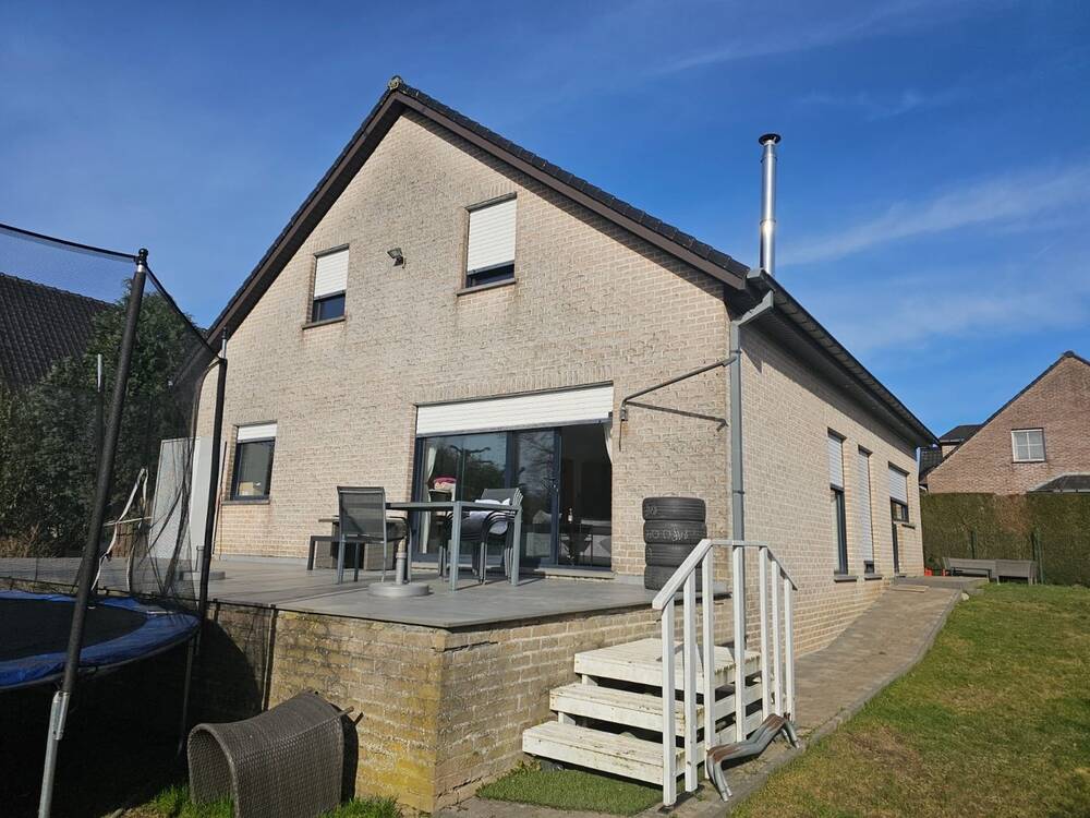 Huis te in Goeferdinge 9500 385000.00€ 4 slaapkamers 195.00m² - Zoekertje 520698