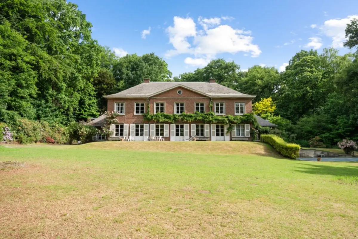 Villa te  koop in Asse 1730 1995000.00€ 7 slaapkamers 628.00m² - Zoekertje 521292