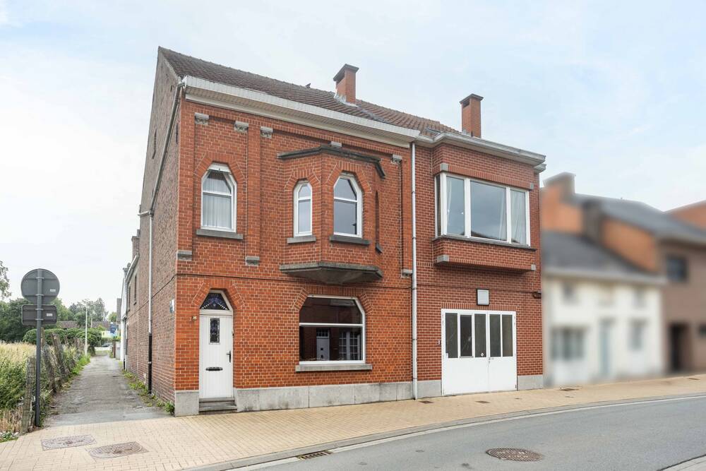 Handelszaak te koop in Liedekerke 1770 325000.00€ slaapkamers 312.00m² - Zoekertje 521561