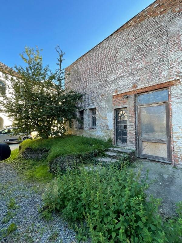 Commerce à à Braine-le-Comte 7090 149500.00€ chambres 225.00m² - Annonce 522574