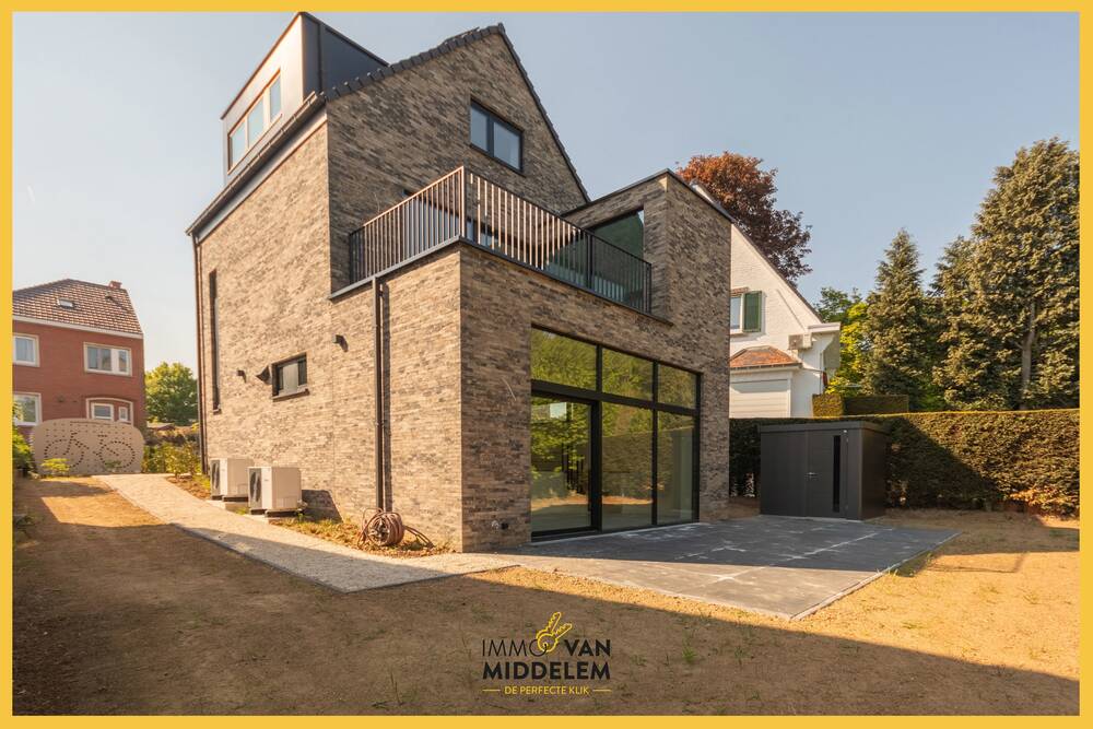 Huis te  huur in Dilbeek 1700 2200.00€ 3 slaapkamers 178.00m² - Zoekertje 524789