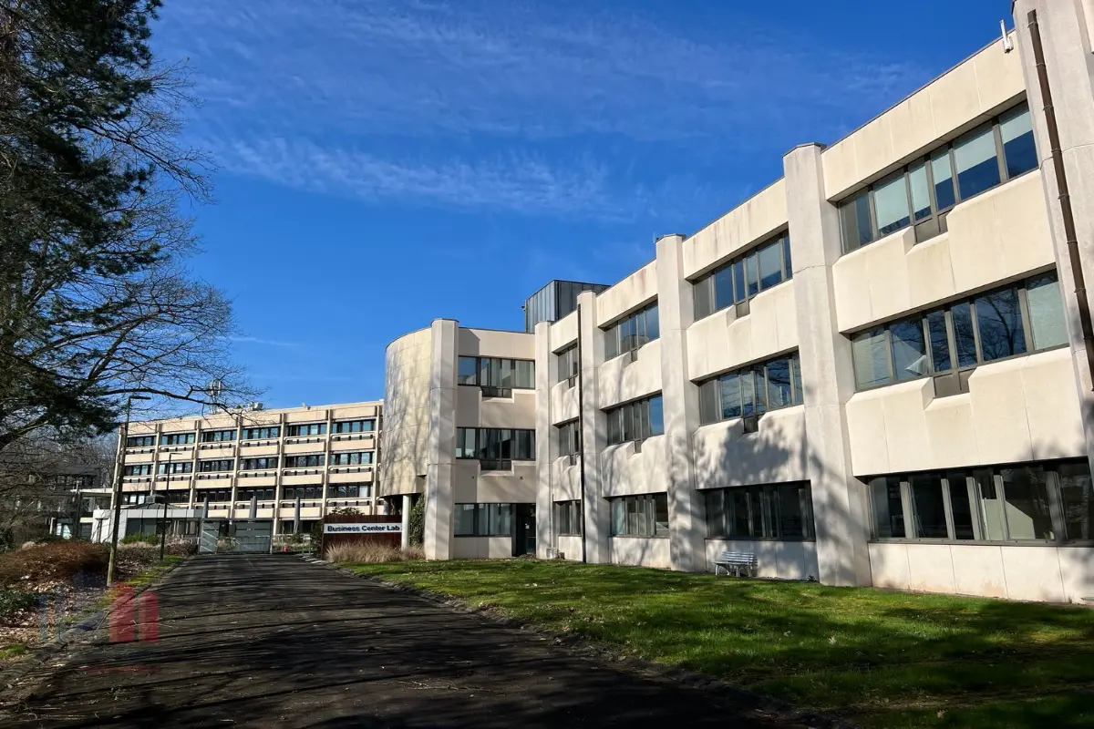 Commerce à louer à Everberg 3078 7000.00€  chambres 1203.00m² - Annonce 525185