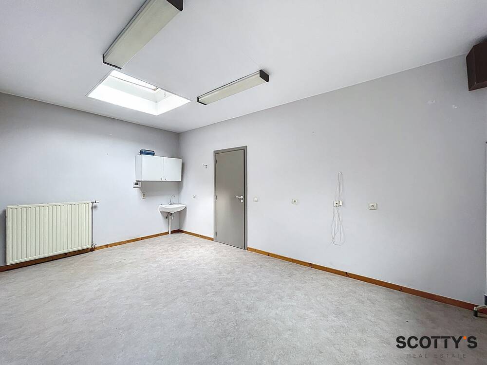 Commerce à louer à Rhode-Saint-Genese 1640 1000.00€  chambres 44.00m² - Annonce 527847