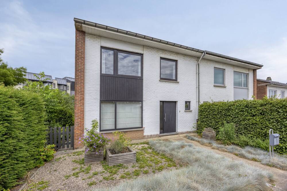 Huis te  koop in Asse 1730 375000.00€ 4 slaapkamers 140.00m² - Zoekertje 529330