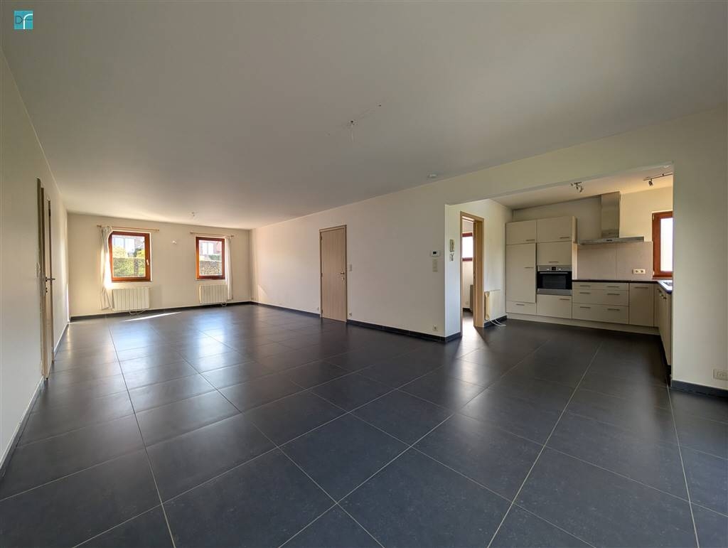Appartement te  koop in Tilly 1495 285000.00€ 2 slaapkamers 127.00m² - Zoekertje 528925