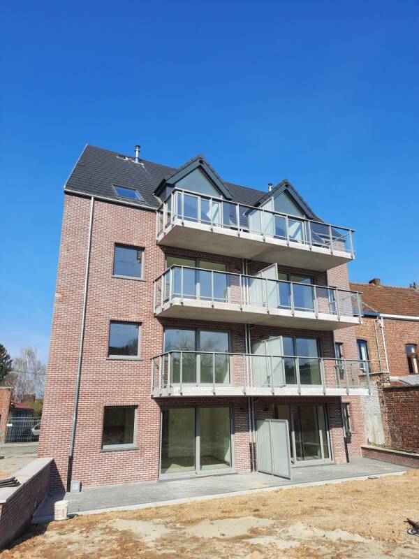 Appartement à à Enghien 7850 875.00€ 2 chambres 75.00m² - Annonce 529836