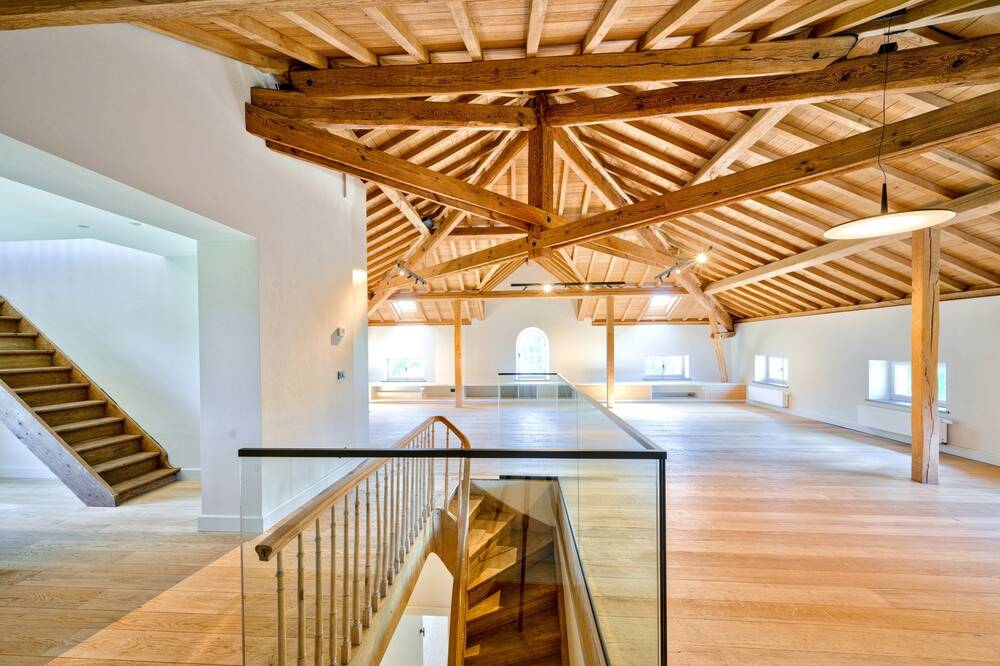 Duplex te  huur in Sint-Genesius-Rode 1640 3500.00€ 2 slaapkamers 326.00m² - Zoekertje 532177