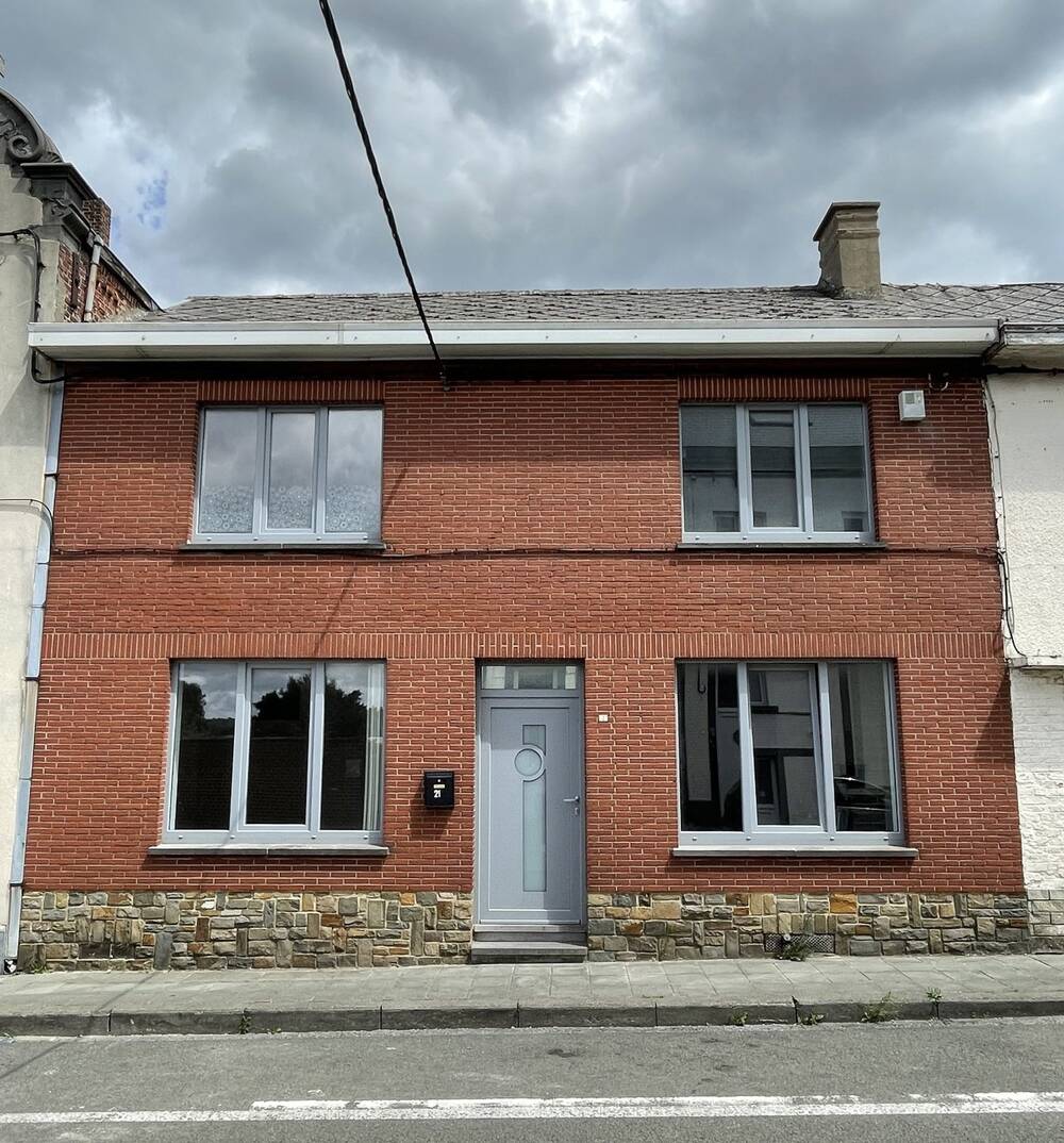 Maison à à Forchies-la-Marche 6141 150000.00€ 3 chambres 162.00m² - Annonce 532977