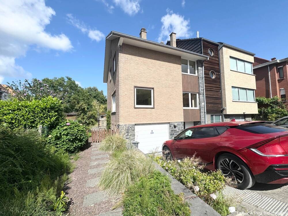 Maison à louer à Kraainem 1950 1900.00€ 3 chambres 205.00m² - Annonce 532912